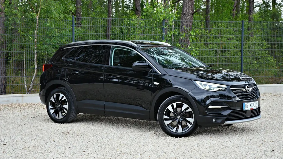 OPEL Grandland X -