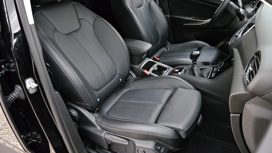 OPEL Grandland X -