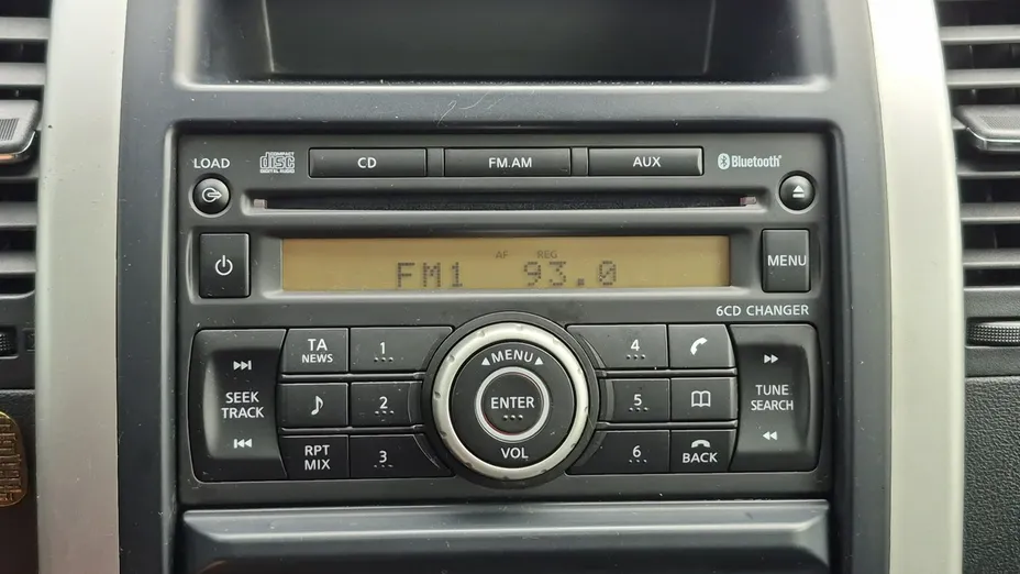 NISSAN X-Trail -