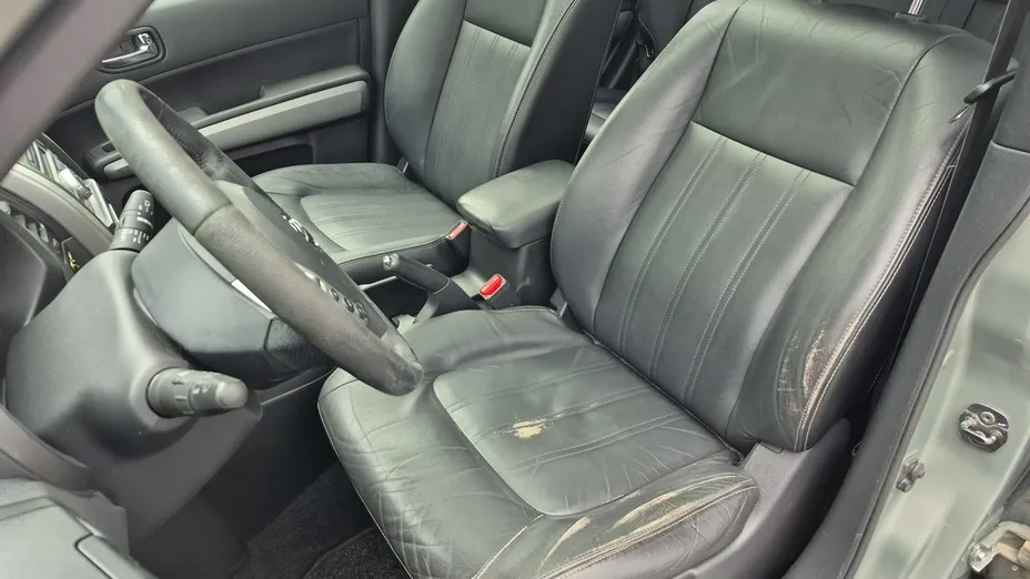 NISSAN X-Trail -