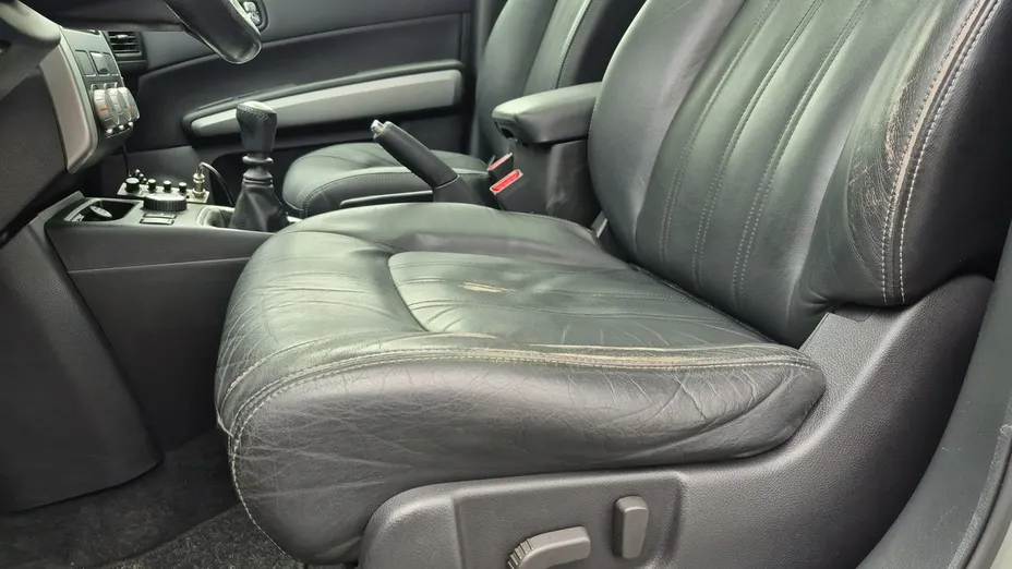 NISSAN X-Trail -
