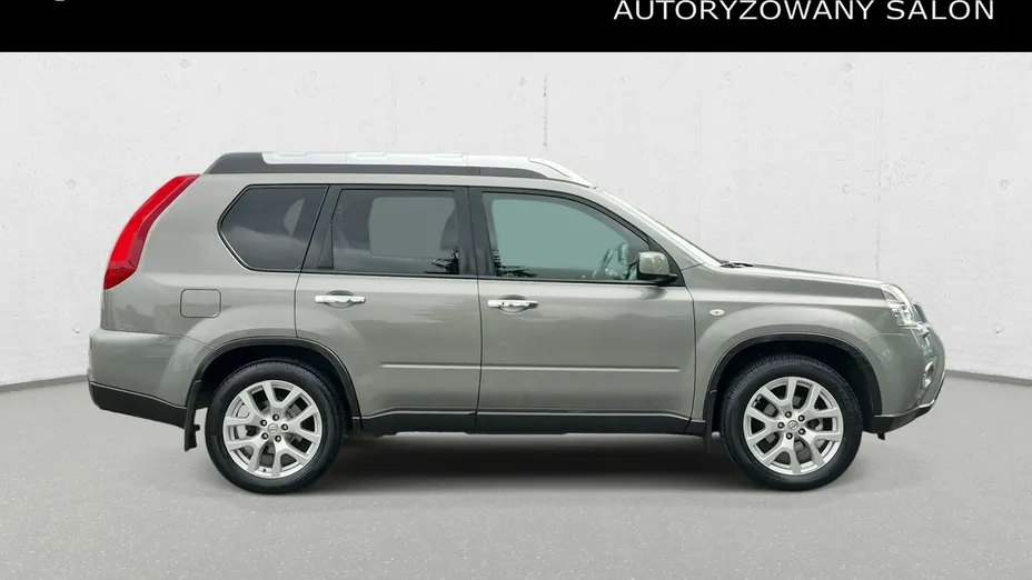 NISSAN X-Trail -