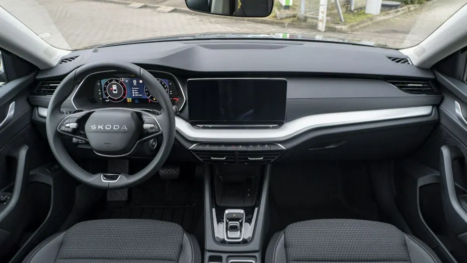 SKODA Octavia -