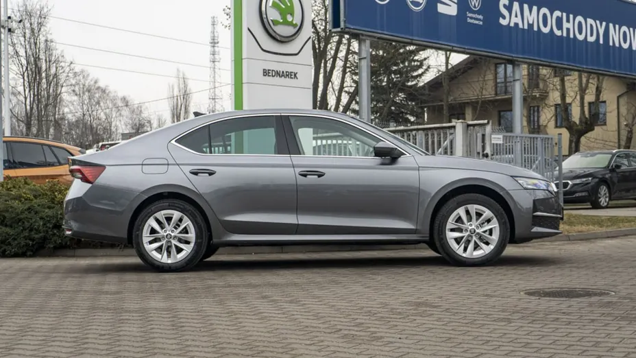 SKODA Octavia -