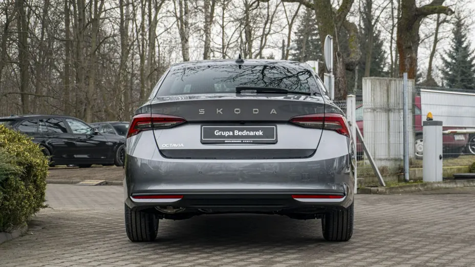 SKODA Octavia -