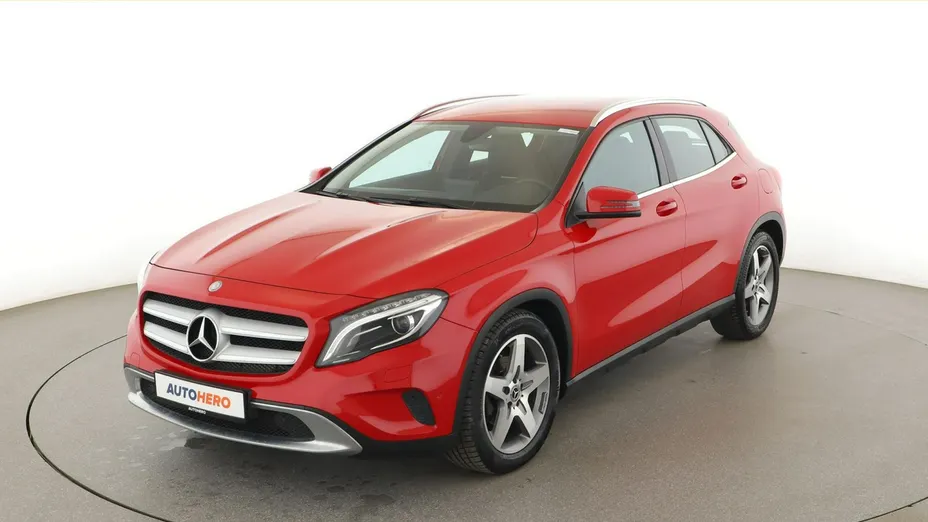 MERCEDES-BENZ GLA -