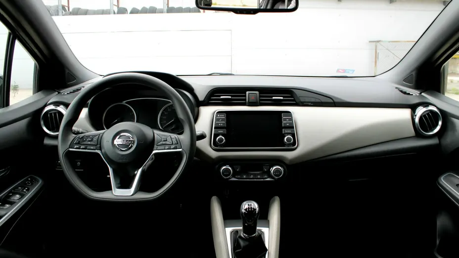 NISSAN Micra -