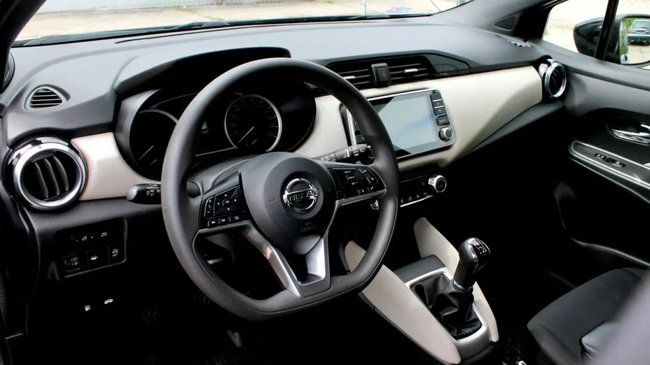 NISSAN Micra -