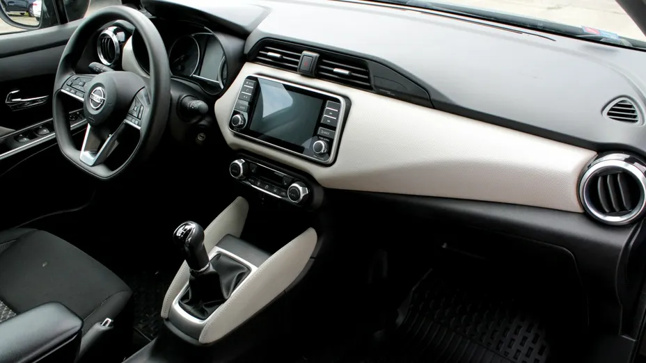 NISSAN Micra -