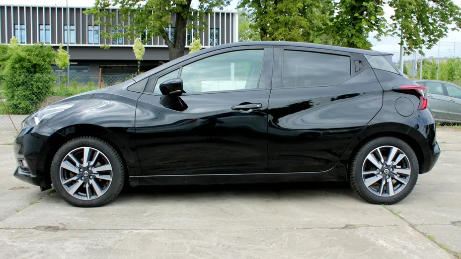 NISSAN Micra -
