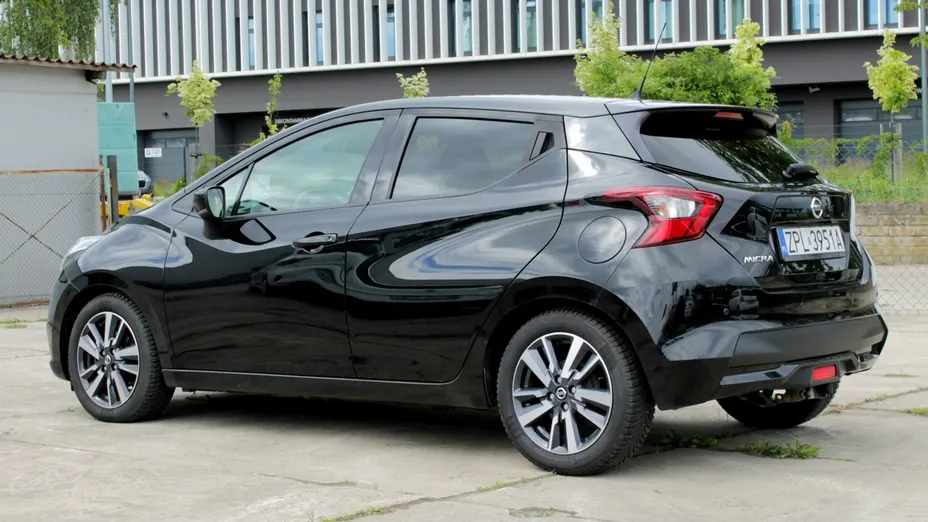 NISSAN Micra -