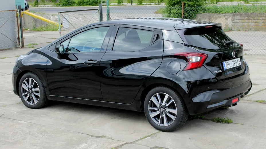 NISSAN Micra -