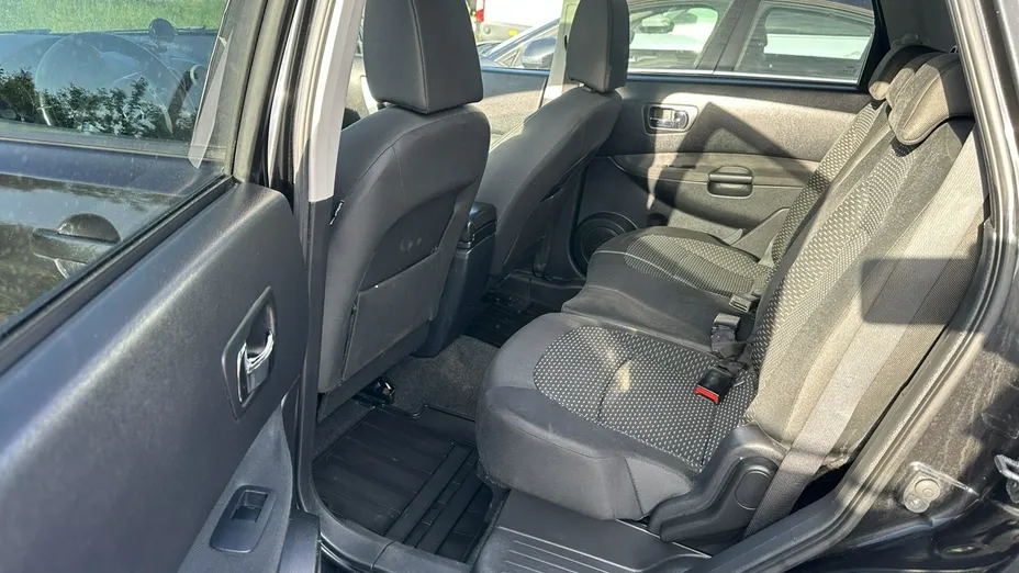 NISSAN Qashqai+2 -