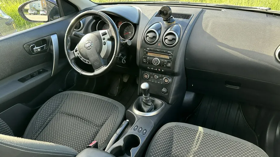 NISSAN Qashqai+2 -