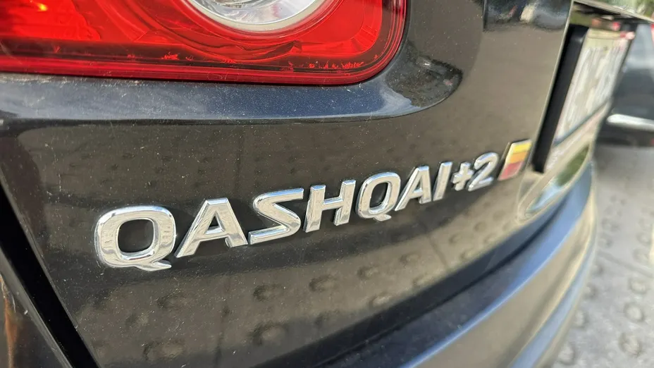 NISSAN Qashqai+2 -