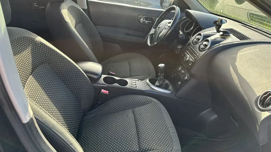 NISSAN Qashqai+2 -
