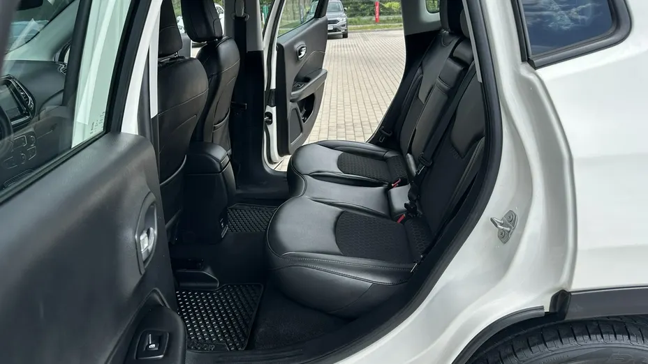 JEEP Compass -