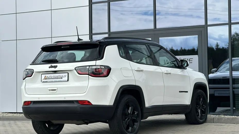 JEEP Compass -