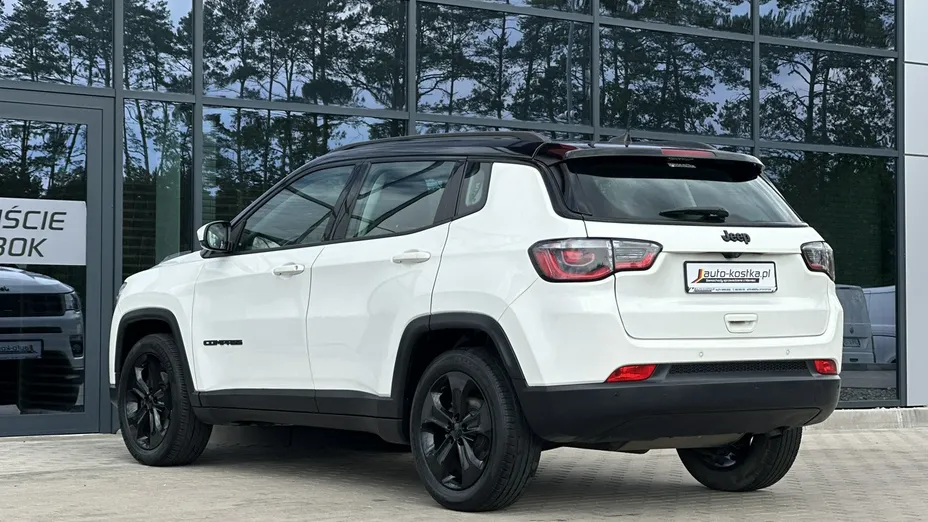 JEEP Compass -