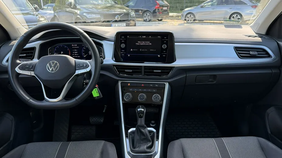 VOLKSWAGEN T-ROC -
