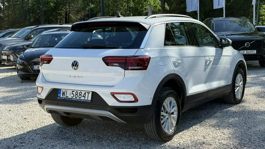 VOLKSWAGEN T-ROC -