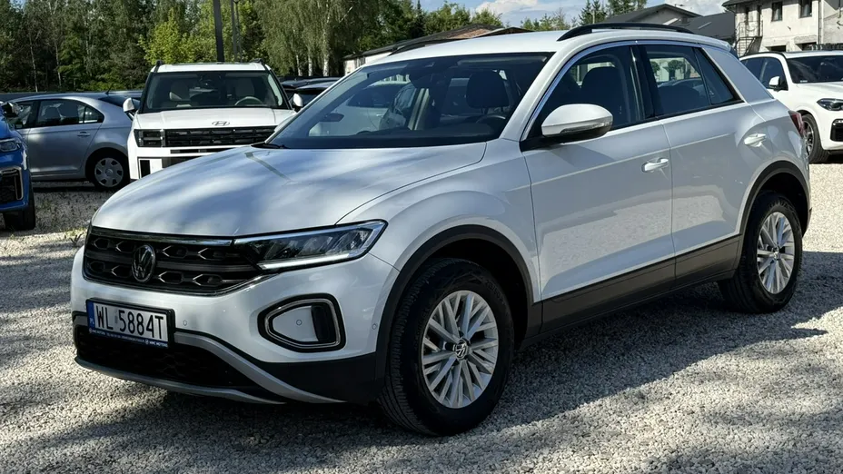 VOLKSWAGEN T-ROC -