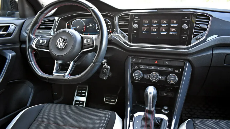 VOLKSWAGEN T-ROC -