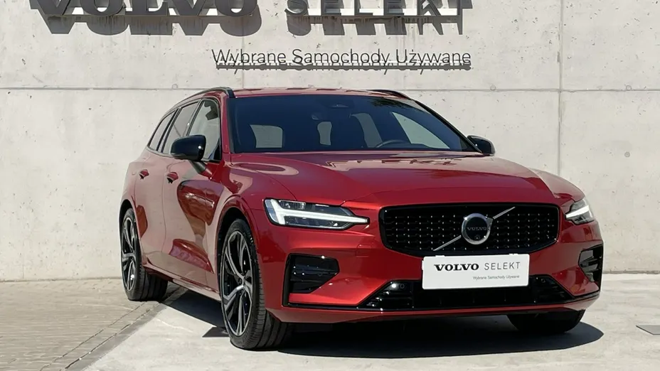 VOLVO V60 -