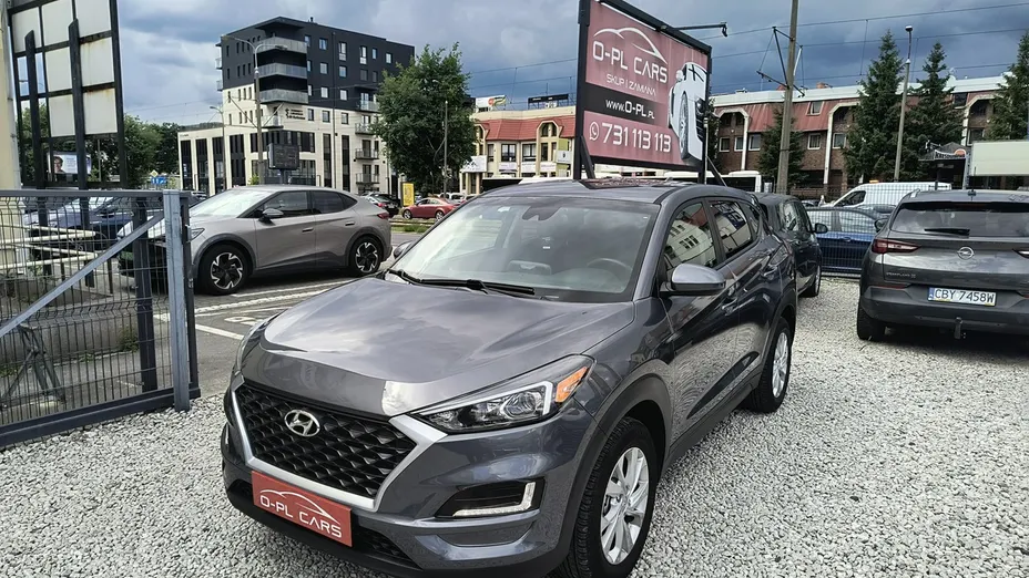 HYUNDAI Tucson -
