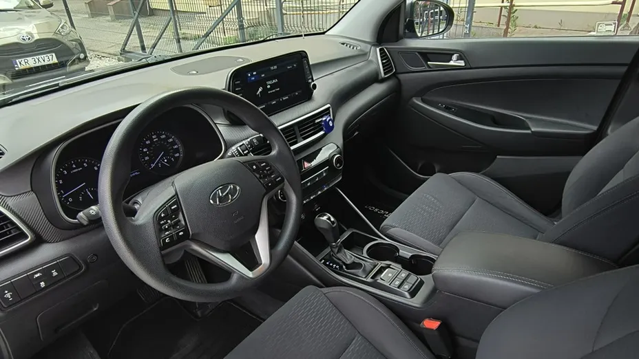 HYUNDAI Tucson -