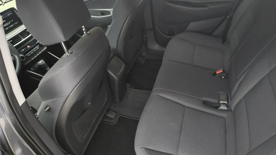 HYUNDAI Tucson -