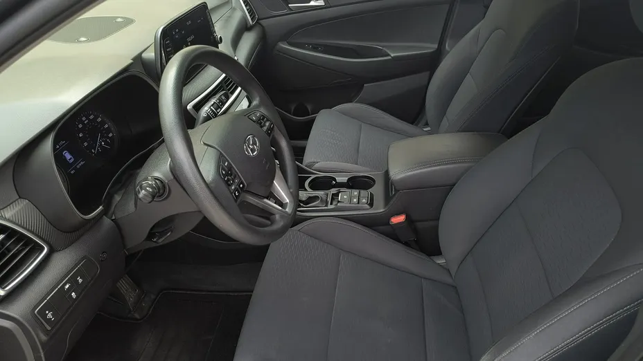 HYUNDAI Tucson -