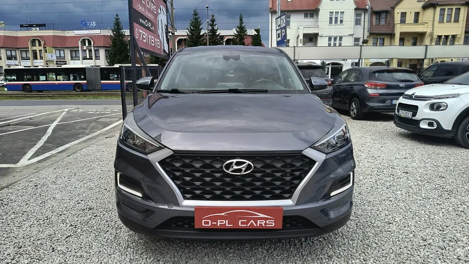 HYUNDAI Tucson -