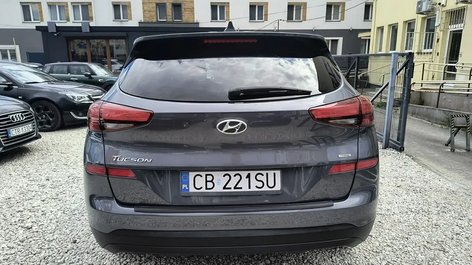 HYUNDAI Tucson -