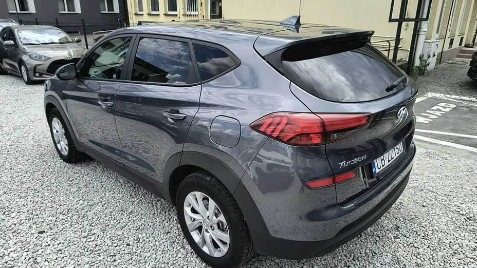 HYUNDAI Tucson -