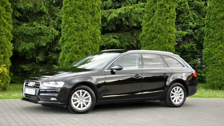 AUDI A4 -