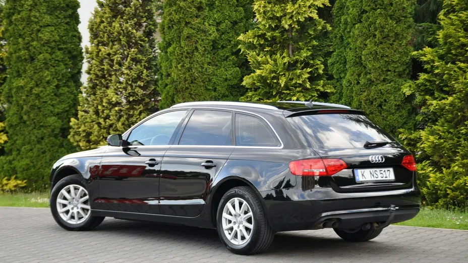 AUDI A4 -
