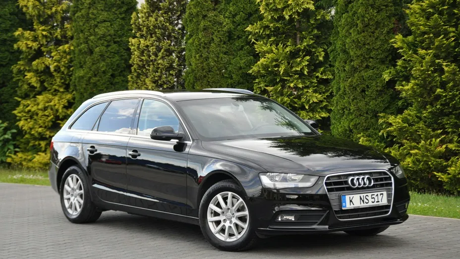 AUDI A4 -