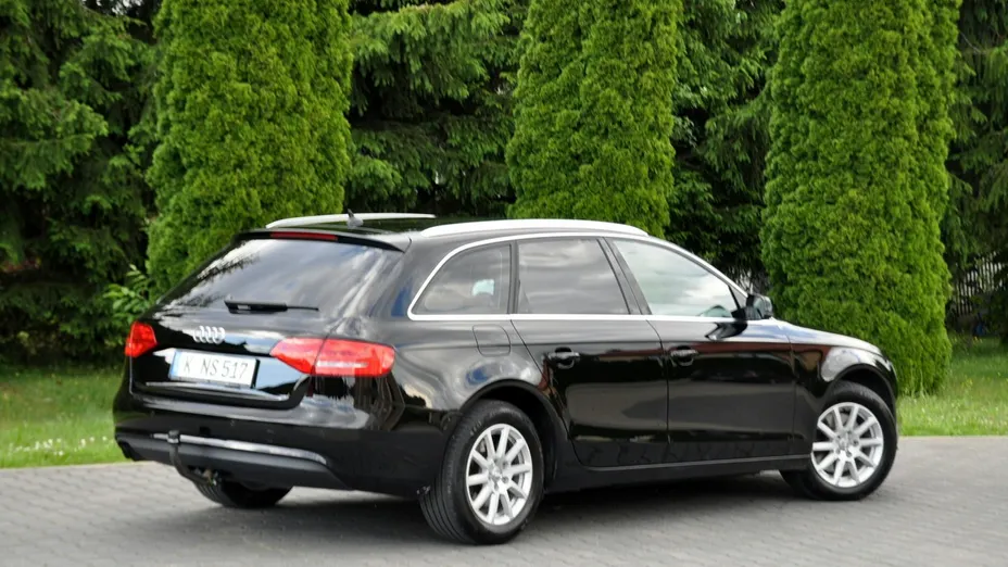 AUDI A4 -