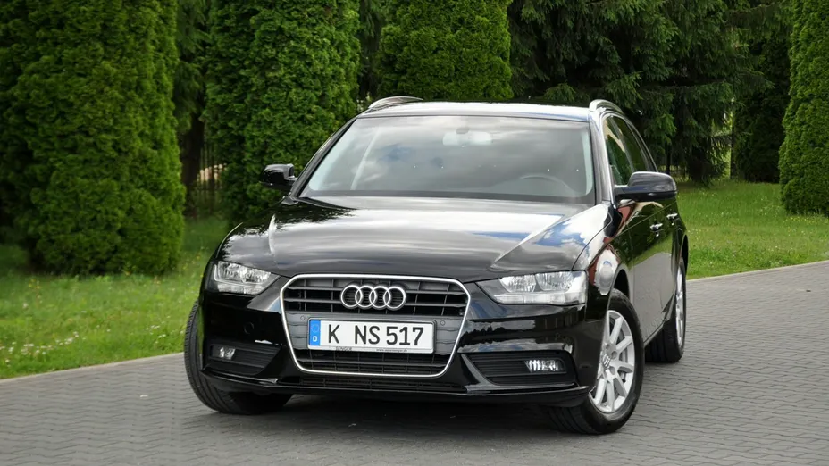 AUDI A4 -
