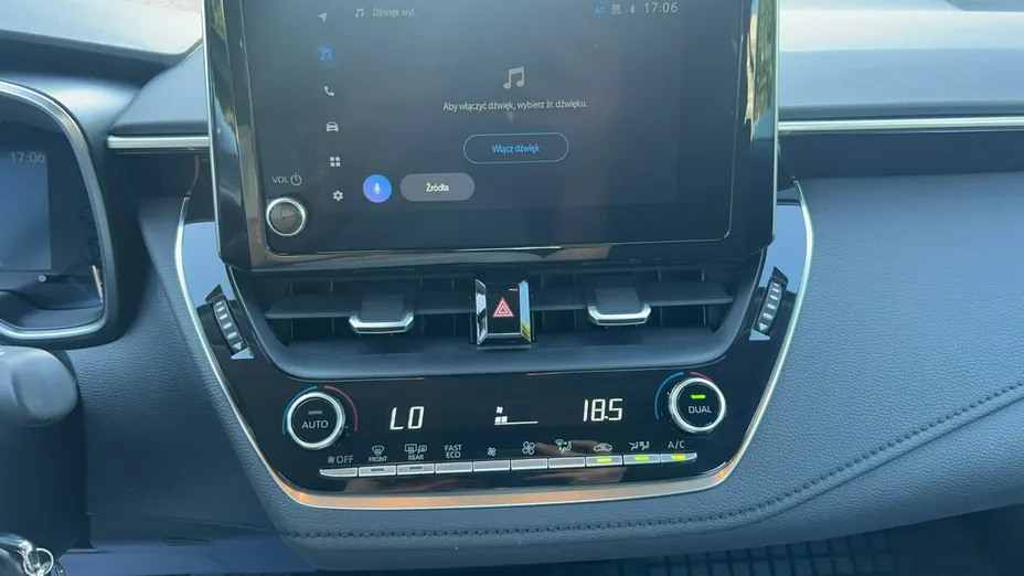TOYOTA Corolla -