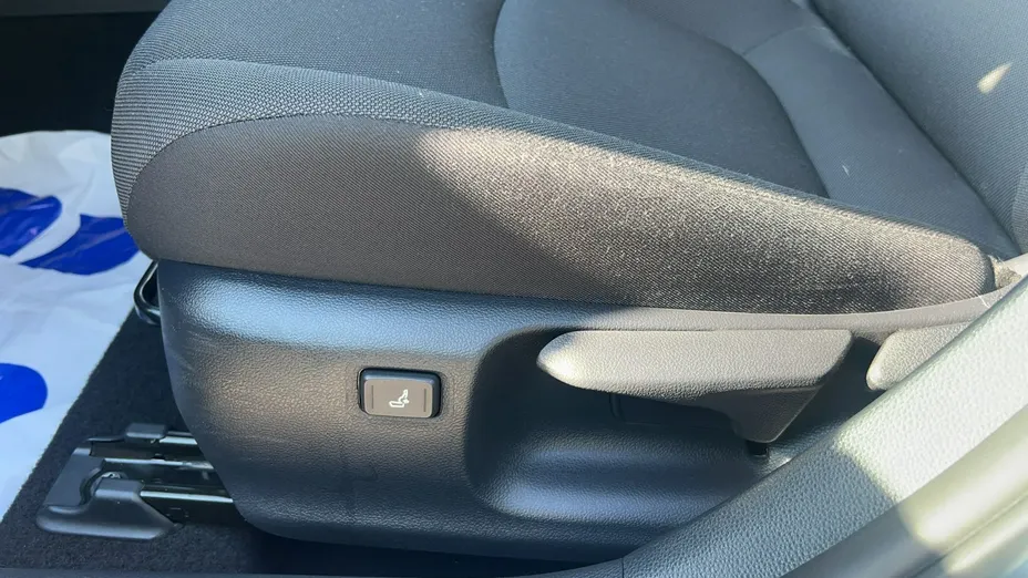TOYOTA Corolla -