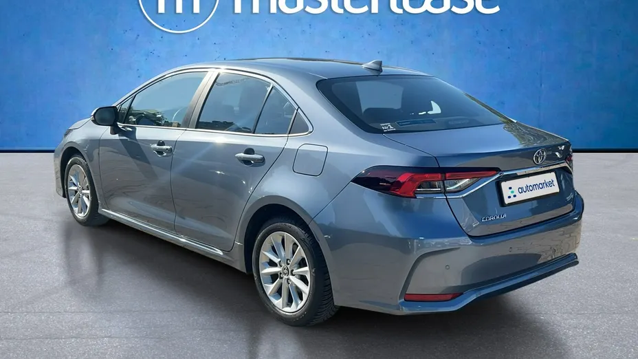 TOYOTA Corolla -