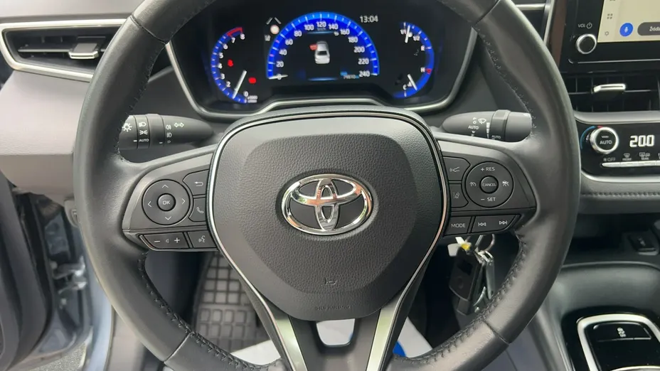 TOYOTA Corolla -