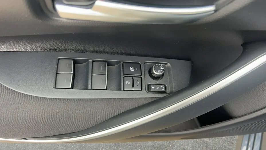 TOYOTA Corolla -