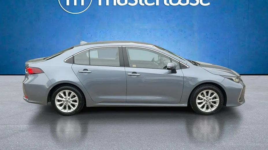 TOYOTA Corolla -