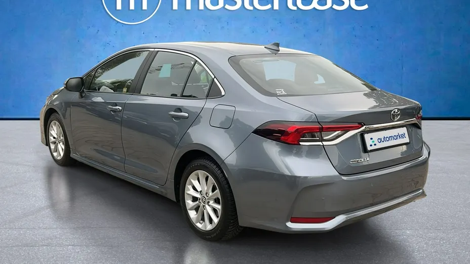 TOYOTA Corolla -