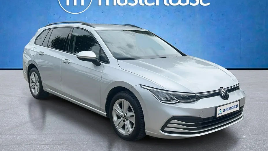 VOLKSWAGEN Golf -