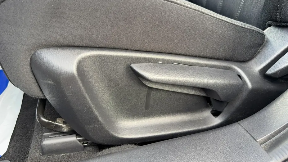 MAZDA 6 -