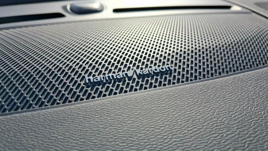 VOLVO XC40 -
